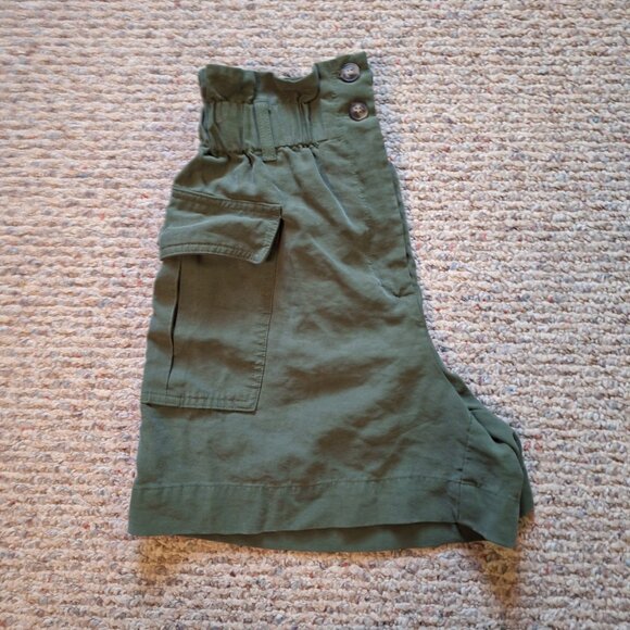 H&M Women's High Rise shorts size 6 - Picture 4 of 6